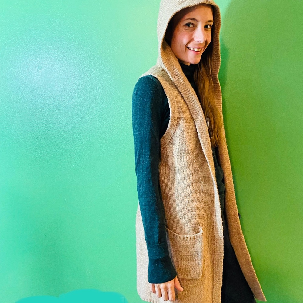 Tahari Tan Hooded Cardigan Vest